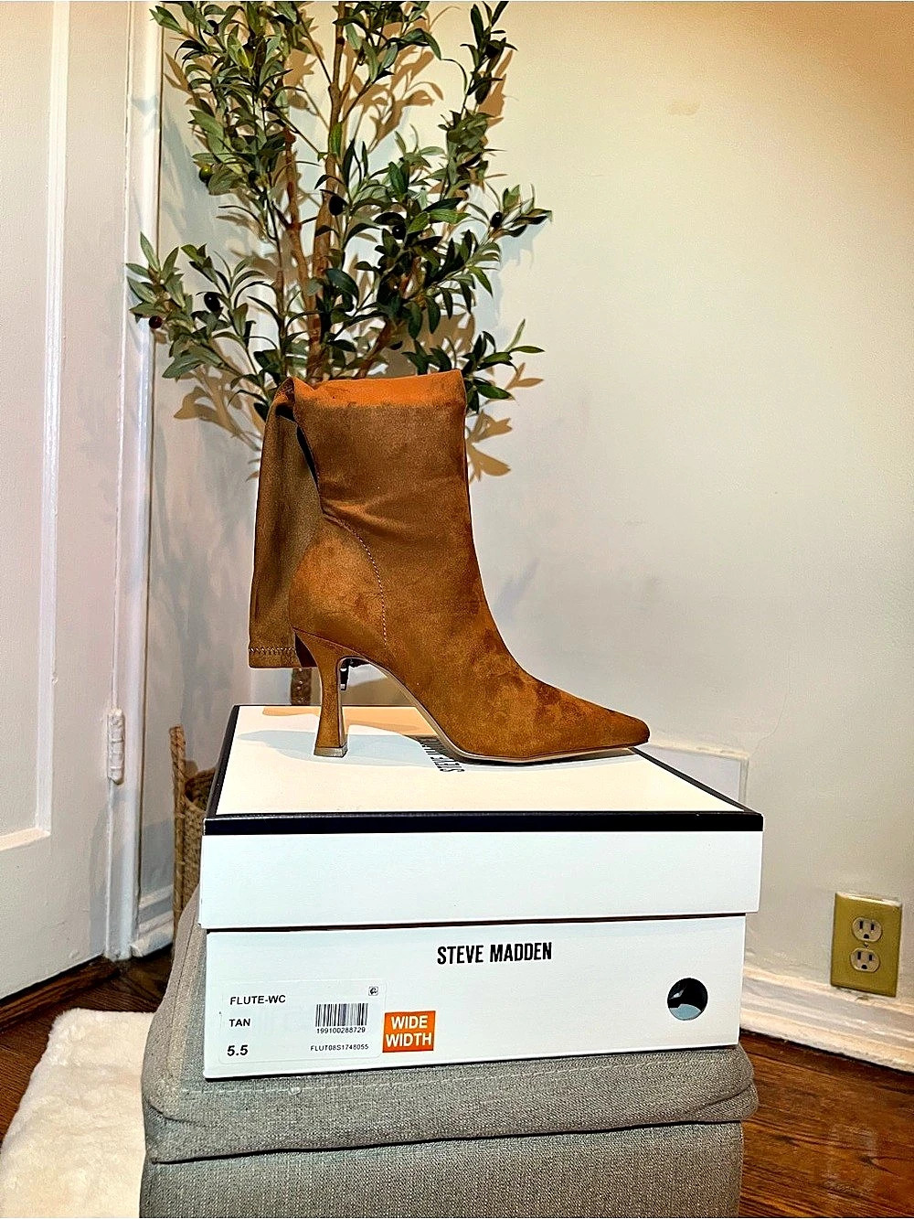 Steve Madden Flute-WC Brown Heeled Boots US 5.5 wide.